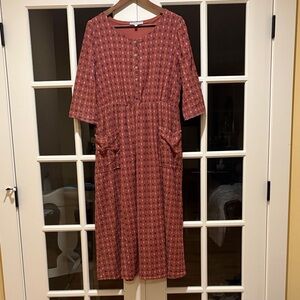 Piper & Scoot Midi Dress Large